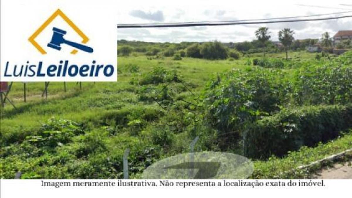 Um Terreno, para construção, situado nesta cidade, na rodovia BR Currais Novos/ RN a São Vicente/ RN
