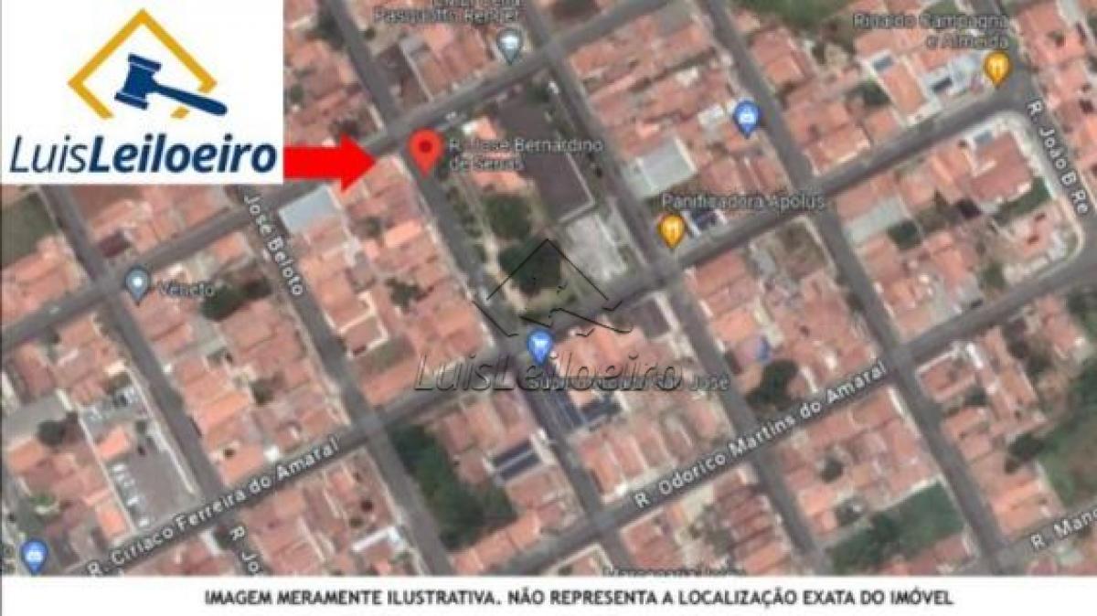 Lote situado na cidade de Laranjal Paulista, irregular, no perímetro urbano do Bairro São José, no loteamento denominado RESIDENCIAL SOLAR, com 288,00m2, com dois (2) metros de largura para a Rua José Bernardino de Senas