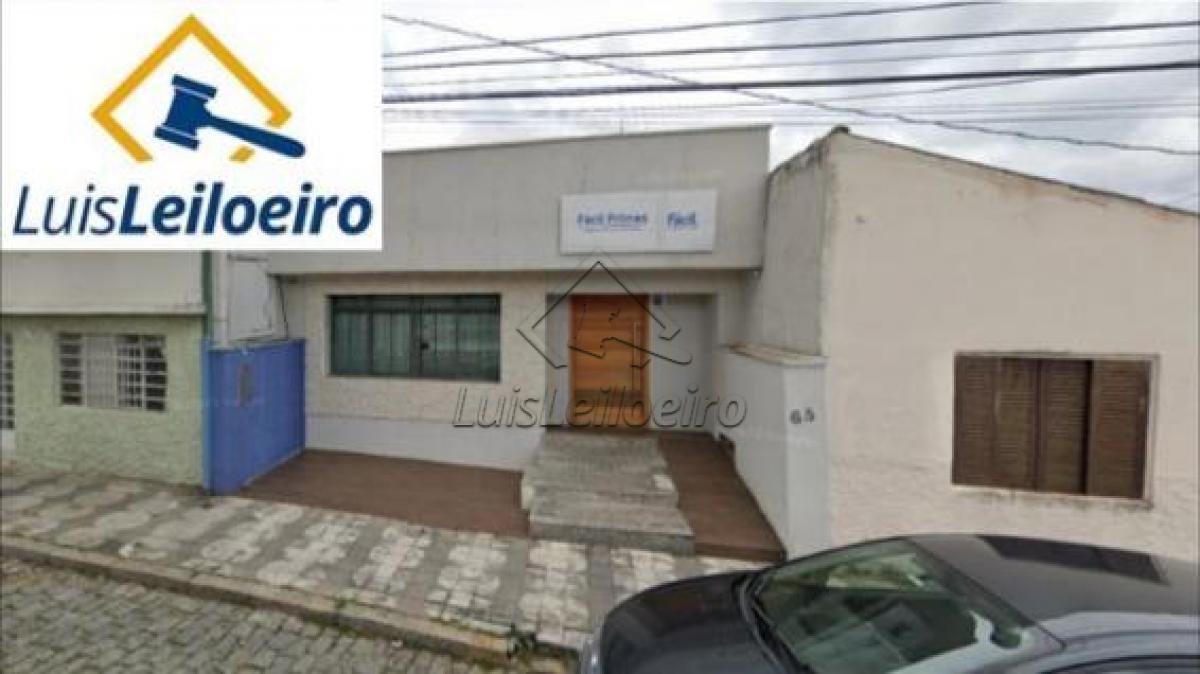Casa situada na Rua Manoel Joaquim Barbosa, nº 68, Vila Vitória, Mogi das Cruzes/SP