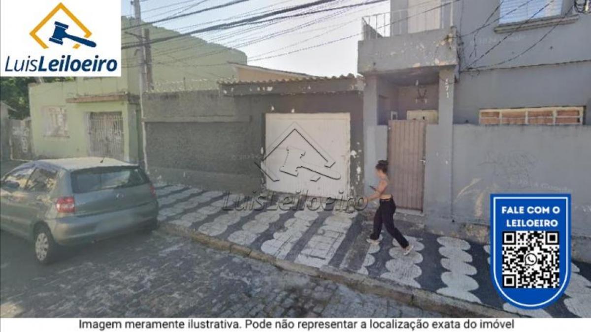 Imóvel residencial, localizado na Rua Boa Vista, nº 165 - Centro - Mogi das Cruzes/SP. Com área construída de 174,49 m².