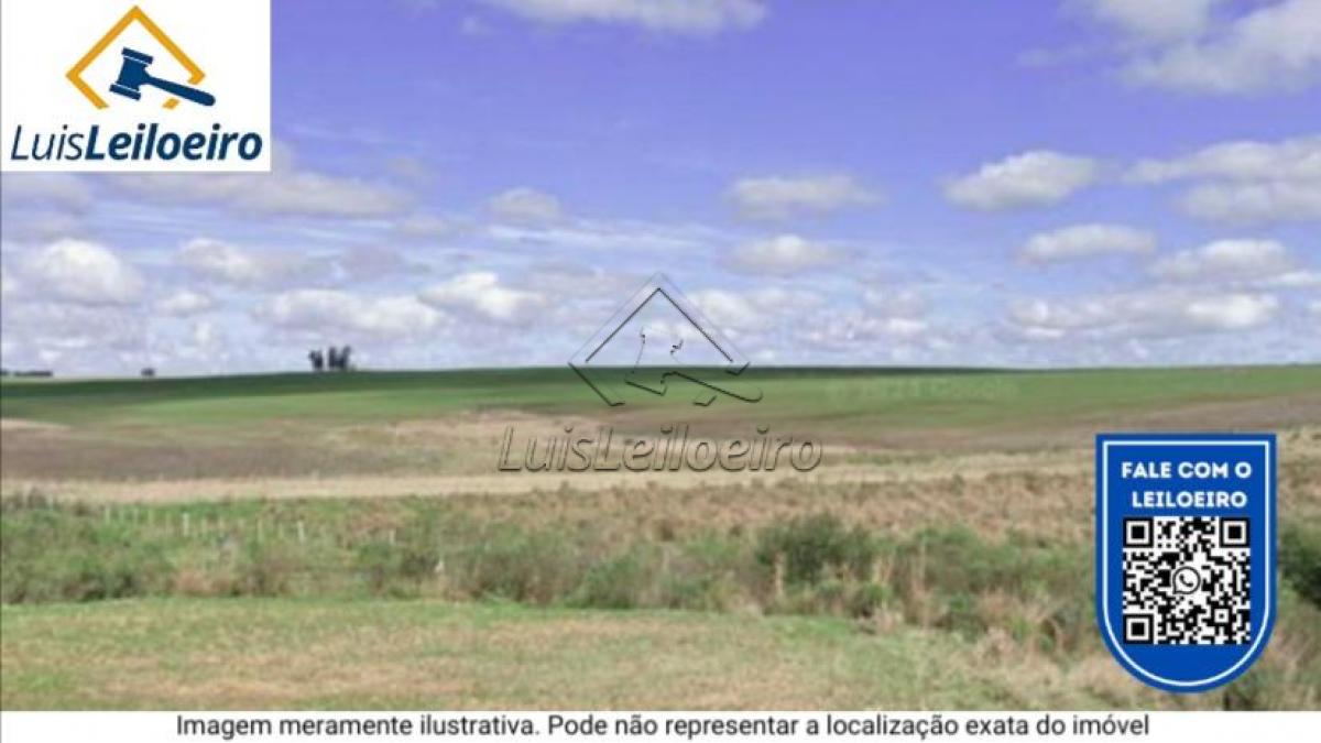 Terreno sem benfeitorias, Lote 02 na Estrada Federal BR-293 (KM 136,5), Candiota/RS. Com área superficial de 3.921,41m².