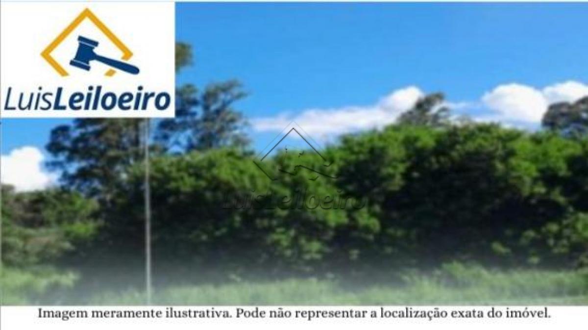 Terreno urbano, constituído de parte do quinhão n° 02 da Gleba A, situado na Fazenda Furnas, Ourinhos/SP. Área de 8.405,20 m².