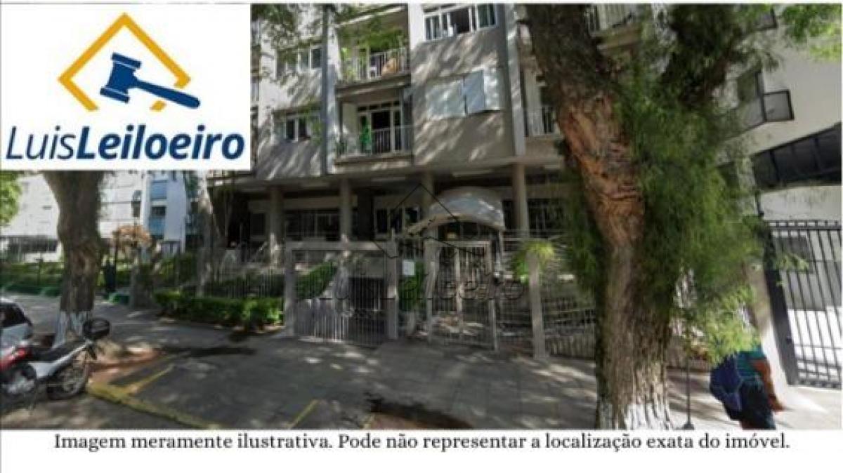 Imóvel na Rua Laurindo, nº 98, (fundos do nº 106), Bairro Santana, Porto Alegre/RS. Correspondendo a FÁBRICA (atualmente desativada) com área privativa de 434mq15, área total 485mq04, entrada independente pelo nº 98, nos fundos do Edifício nº 106.