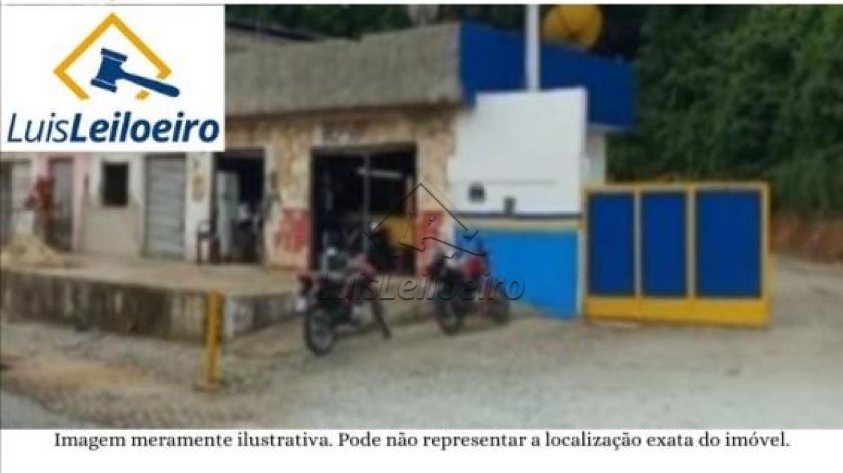 Imóvel na Av. Augusto Correia De Melo, 100, Nova Catende, Catende/PE. Com área de 2.821,93m² com benfeitorias não averbadas.