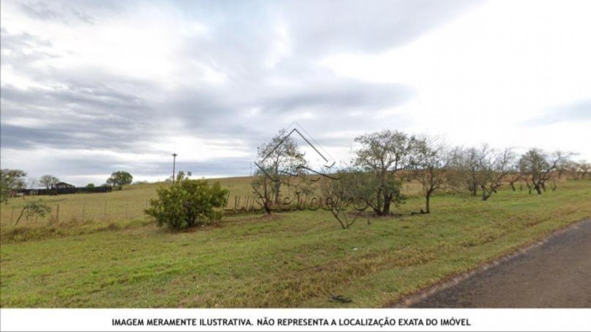 Lote de terreno sem benfeitorias, sob n.º 07 (sete) da quadra ¿T¿, do loteamento denominado ¿Jardim Paraíso¿, localizado no Bairro do Tanque, município de Atibaia, com área de 359,40 m.2