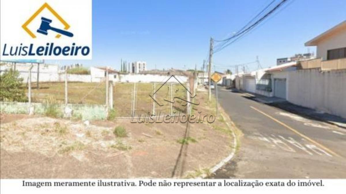 Imóvel na Rua Raquel Maria de França, nº 2386, Parque Progresso da Franca, Franca/SP. Com área de 250,00m² contendo uma casa edificada com 99,92m².