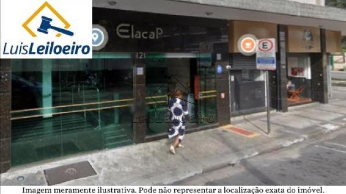 Conjunto 73 localizado no 7º andar do Edifício Elacap, à Rua Riachuelo, nº 121, Centro, Santos/SP. Com 93,92m² de área construída.