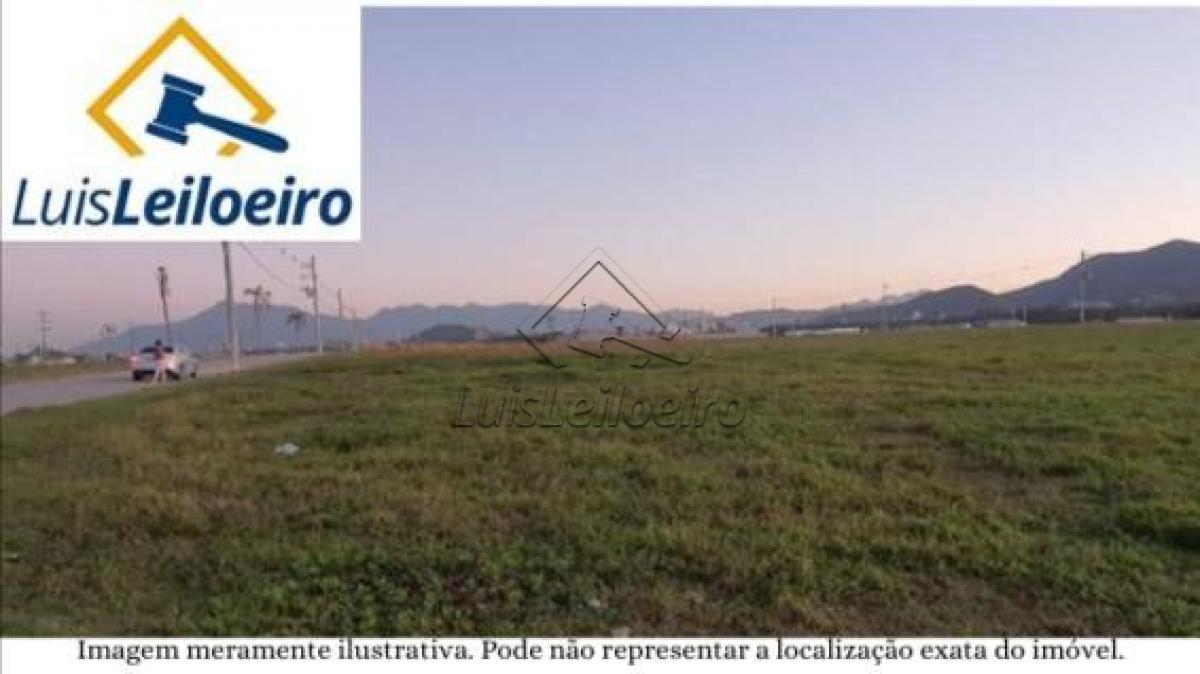 Lote de terras, localizado à gleba 11 da Fazenda Vargem Grande, Distrito de Vicente de Carvalho, Guarujá/SP. Com área total de 52.500,00 m².