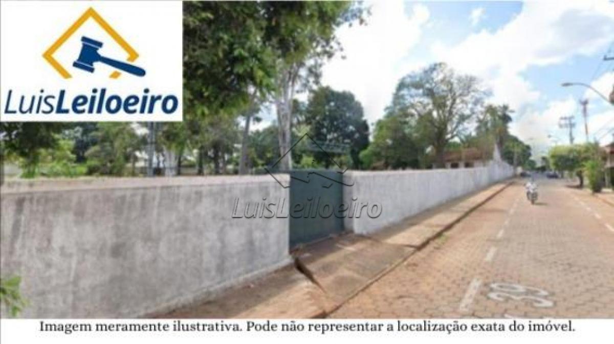 Um imóvel urbano residencial de Nº 0601, na avenida 39 em Barretos/SP.