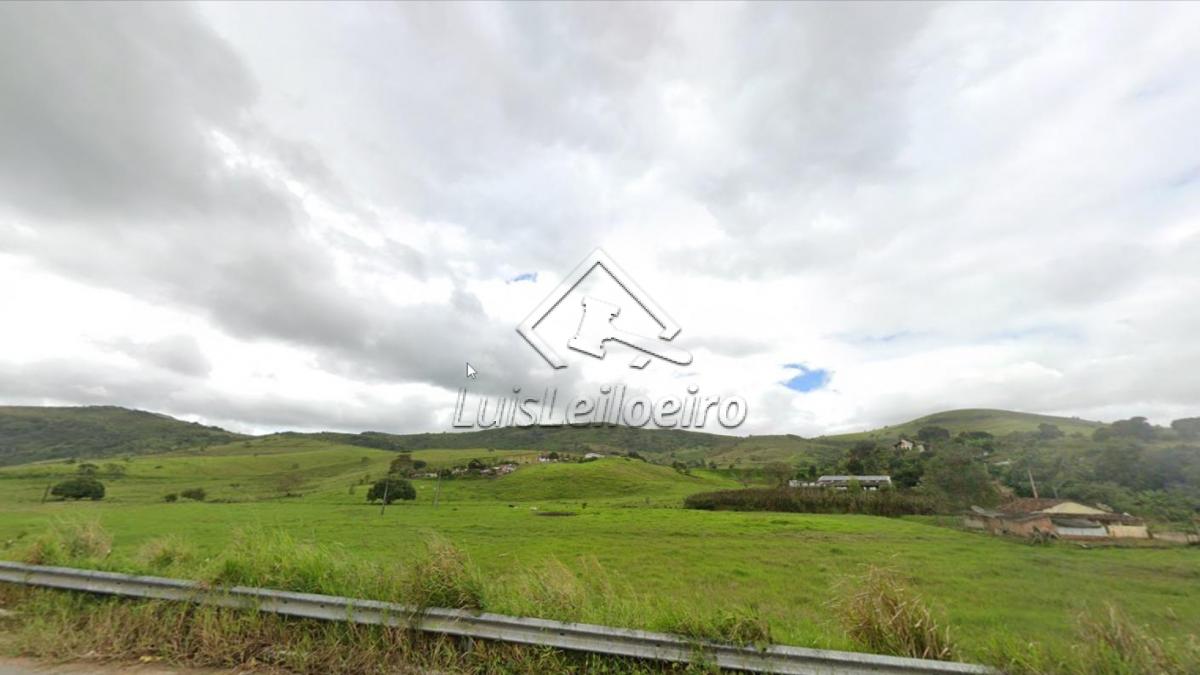 Lote terreno nº 2, no Engenho Cachoeira Pombos/PE