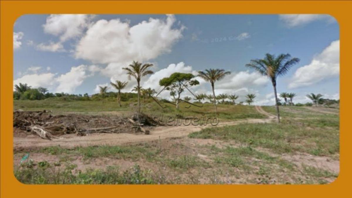 LOTE DE TERRA Nº 11, DA QUADRA 09, GLEBA 02, SITUADO NAS VICINAIS 06, LOTEAMENTO RURAL DENOMINADO VITORIA REGIA, TEM ACESSO PELA RODOVIA BR-174, MANAUS/AM. COM ÁREA TOTAL DE 3.680,00 M².