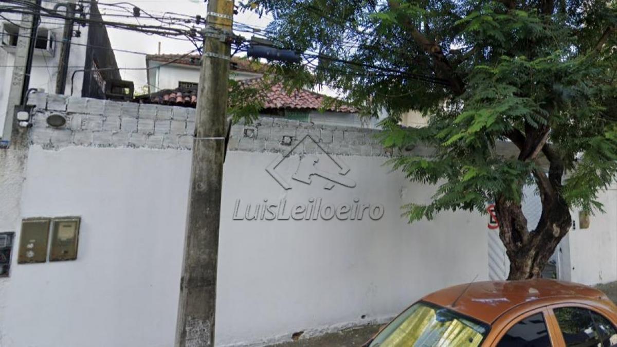 CASA - Rua Pessoa de Melo, nº 76,