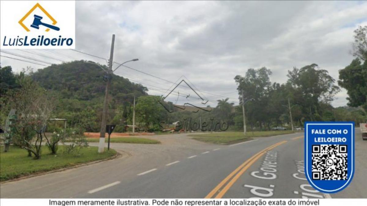 Imóvel rural denominado Engenho Humaitá - parte 07 - 26ha. O imóvel está localizado próximo ao centro da cidade de Xexéu e da BR-101. Área onde predomina o plantio de cana de açúcar.