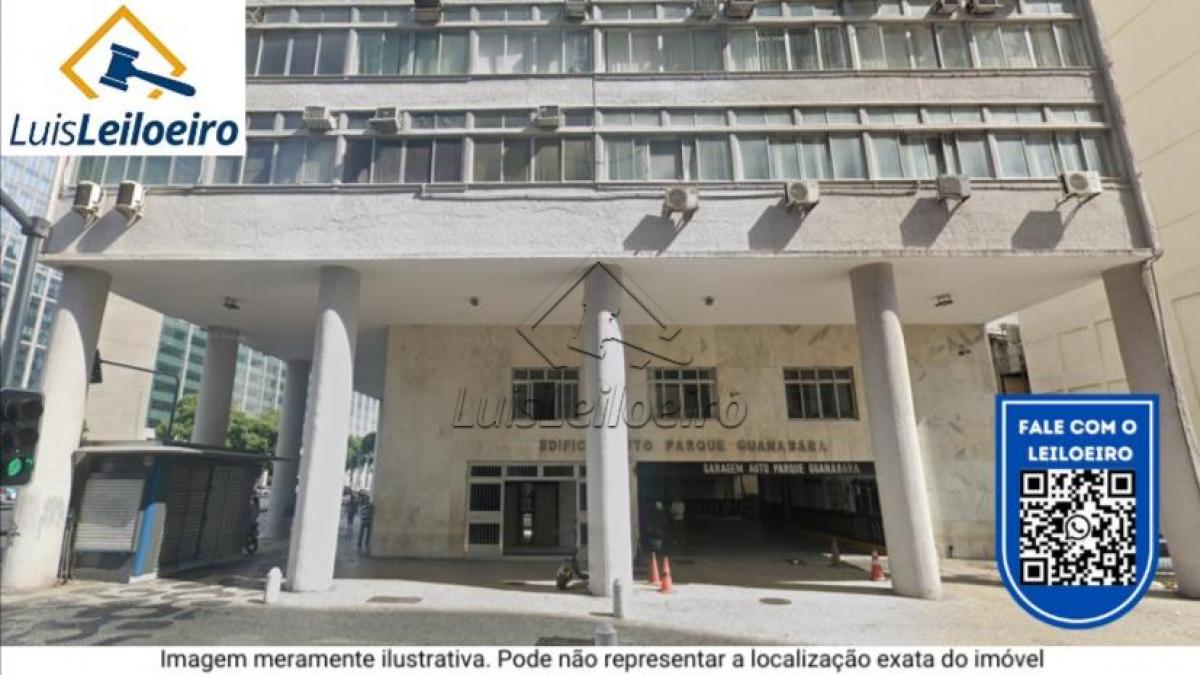 Box-garagem, nº 1432 do edifício situado na Avenida Passos nº 101