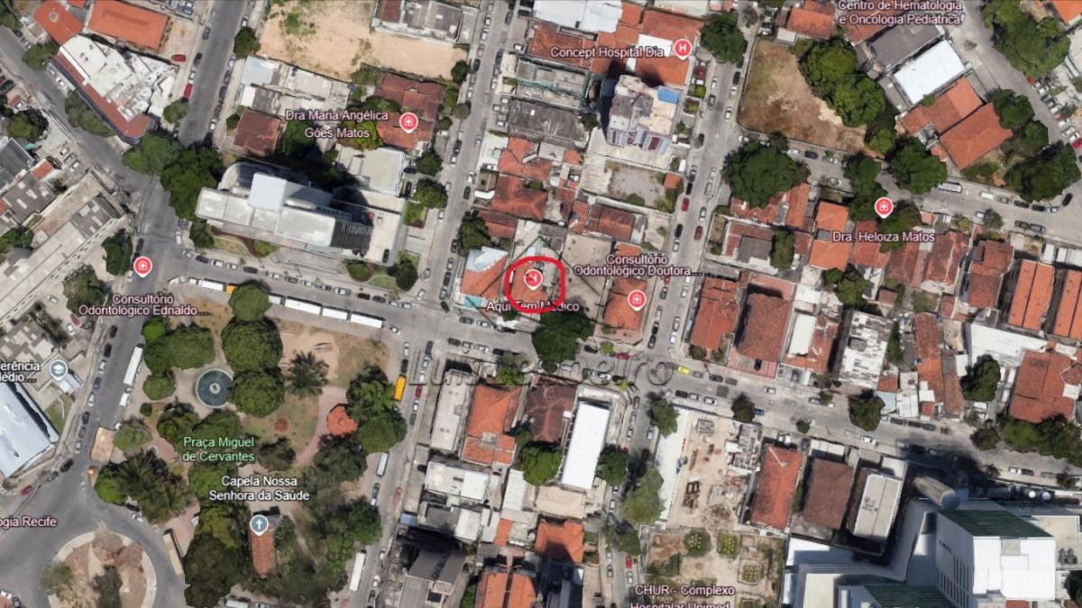 Apartamento Superior, situado no andar superior, do prédio 596, na Rua Marques Amorim, Ilha do Leite, Recife, PE, com uma área construída de 89m².