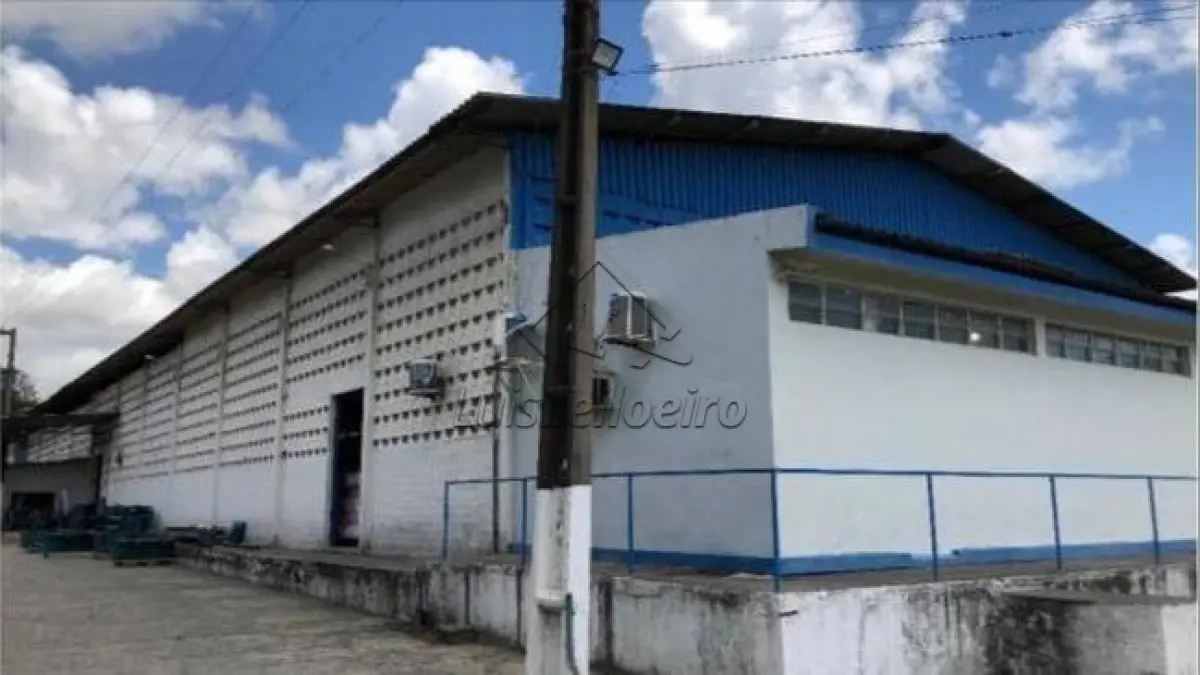 Gleba de terras com área total de 7.590,00m2, localizado no Distrito Industrial de João Pessoa, na Avenida Parque, S/N. Nesta cidade.