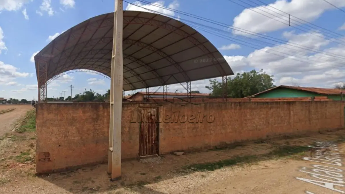 IMÓVEL COMERCIAL - Av. Adão Dácio Souto, sn, COM GALPÕES COM ÁREA DE TERRENO DE 9.025M² NO BAIRRO SANTO ANTÔNIO EM CAPITÃO ENEAS