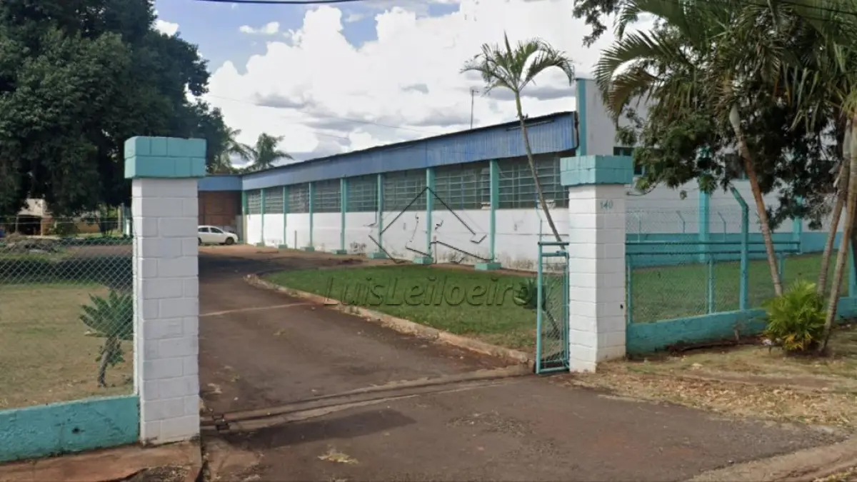 90% do Imovel - R. Joaquim Franco da Silva, 285-165 - Vila Tibirica, Piraju - SP,