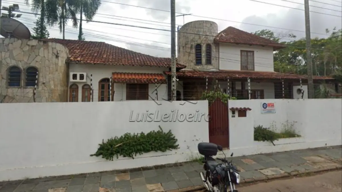 Rua Camburiu, 216, Quadra 13, Lotes 11 e 12