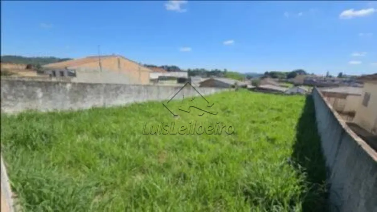 1,45 has NO IMOVEL RURAL DENOMINADO "MARIMBONDO " EM FRUTAL