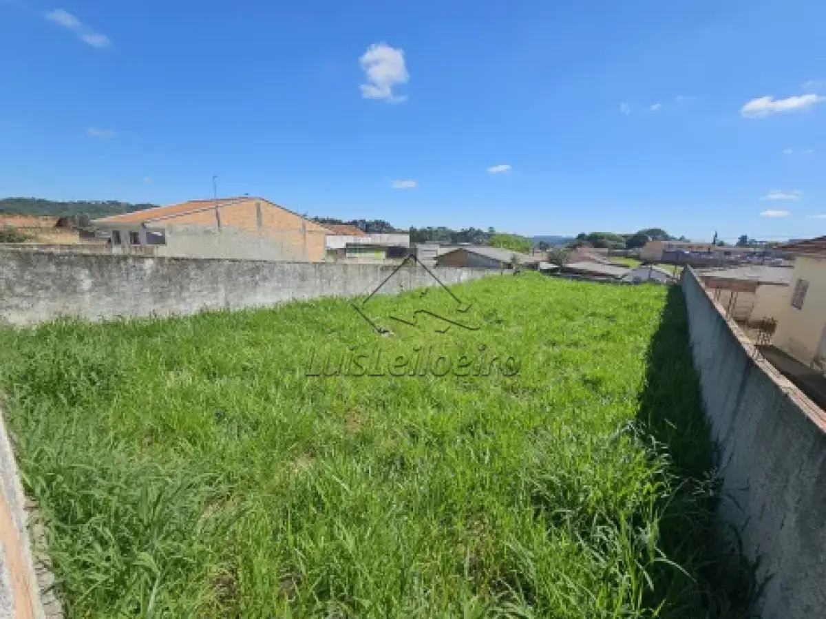 TERRENO URBANO REGULAR COM ÁREA DE 800M², Fale com o leiloeiro ( 035-99710-0861)