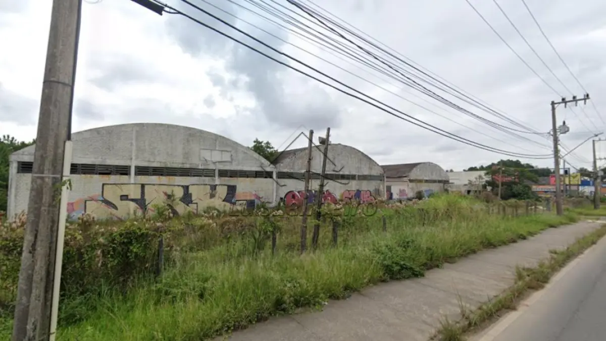 Imóvel Industrial - Rodovia BR 101, ao norte com a Madeplac, com benfeitorias Criciuma/SC