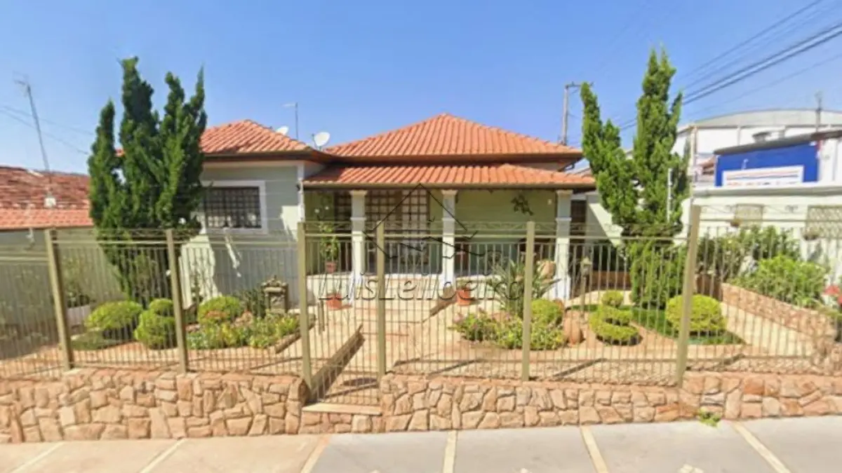 Imovel Residencial - R. Cel. Amando Simões, 905 - Centro, São Manuel - SP,