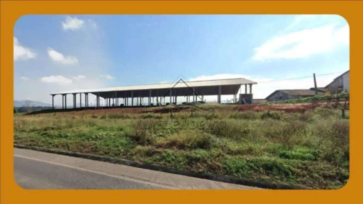 IMÓVEL INDUSTRIAL SITUADO NA RODOVIA BR-280, VILA NOVA, RIO NEGRINHO/,00 M² E 94,37 M² SC. COM ÁREA TOTAL DE 17.360,00 M², EDIFICADO SOBRE O MESMO UM GALPÃO DE 1.917,36 M² E MAIS 3 AMPLIAÇÕES COM ÁREAS DE 654,52 M², 525RESPCTIVAMENTE.