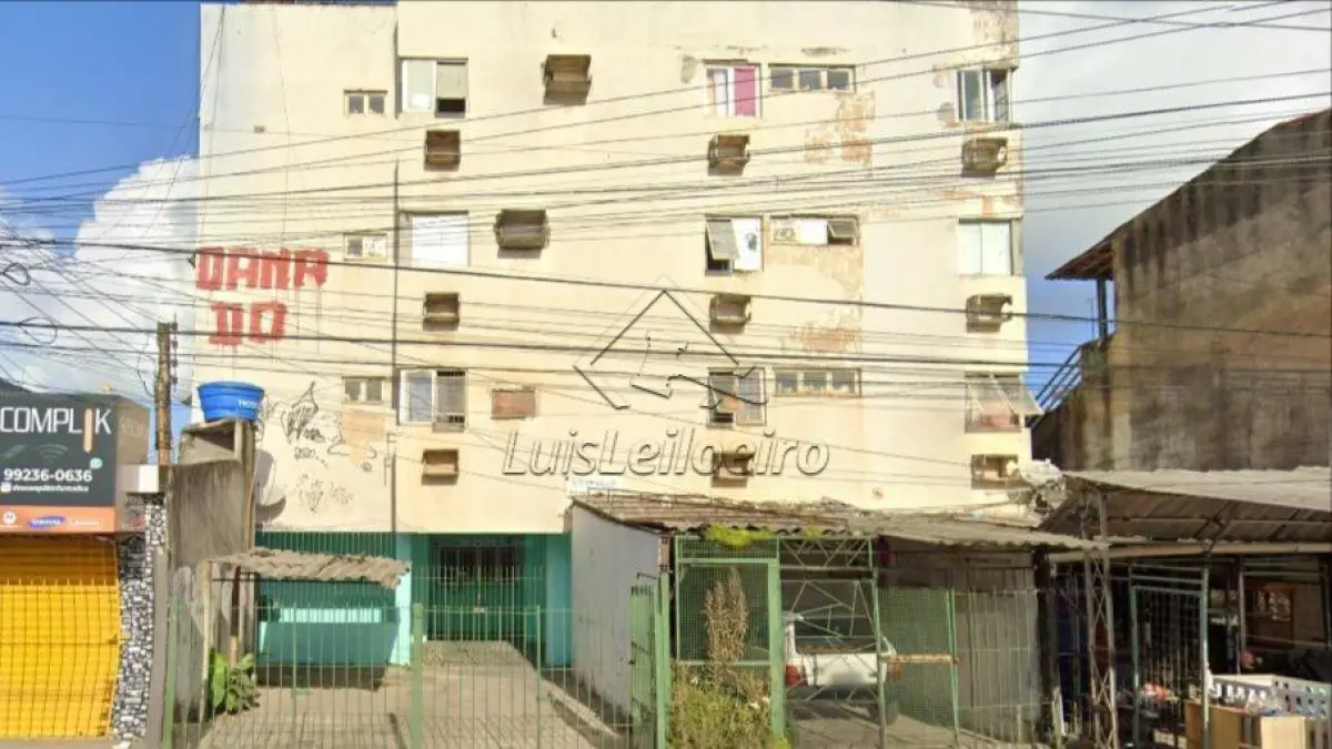 Apartamento - 302, Edifício BARRA DO SOL, situado à Av. Ulisses Montarroyos, nº 8338, Candeias, Jaboatão dos Guararapes/PE.