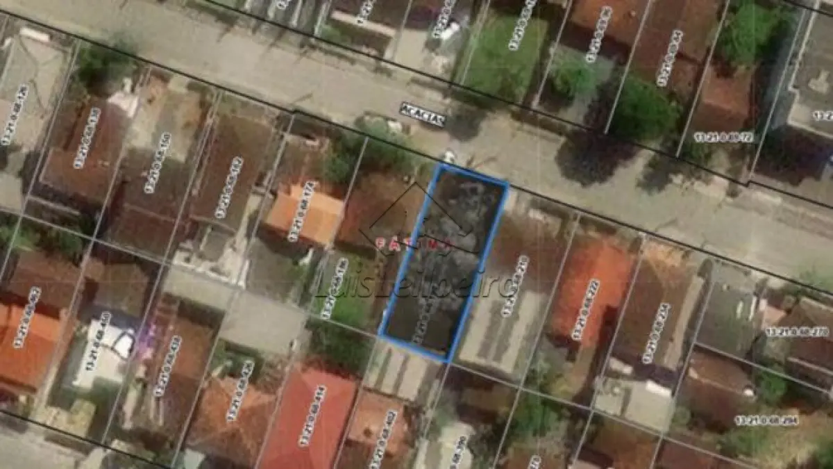 IMÓVEL COMERCIAL - RUA ACÁCIAS, 506, BAIRRO FÁTIMA, JOINVILLE/SC. LOTE Nº 13 DA QUADRA 9, DO PARQUE RESIDENCIAL GETULIO VARGAS, COM ÁREA 360M², IMOVEL SENDO UTILIZADO COMO DEPOSITO DE SUCATA
