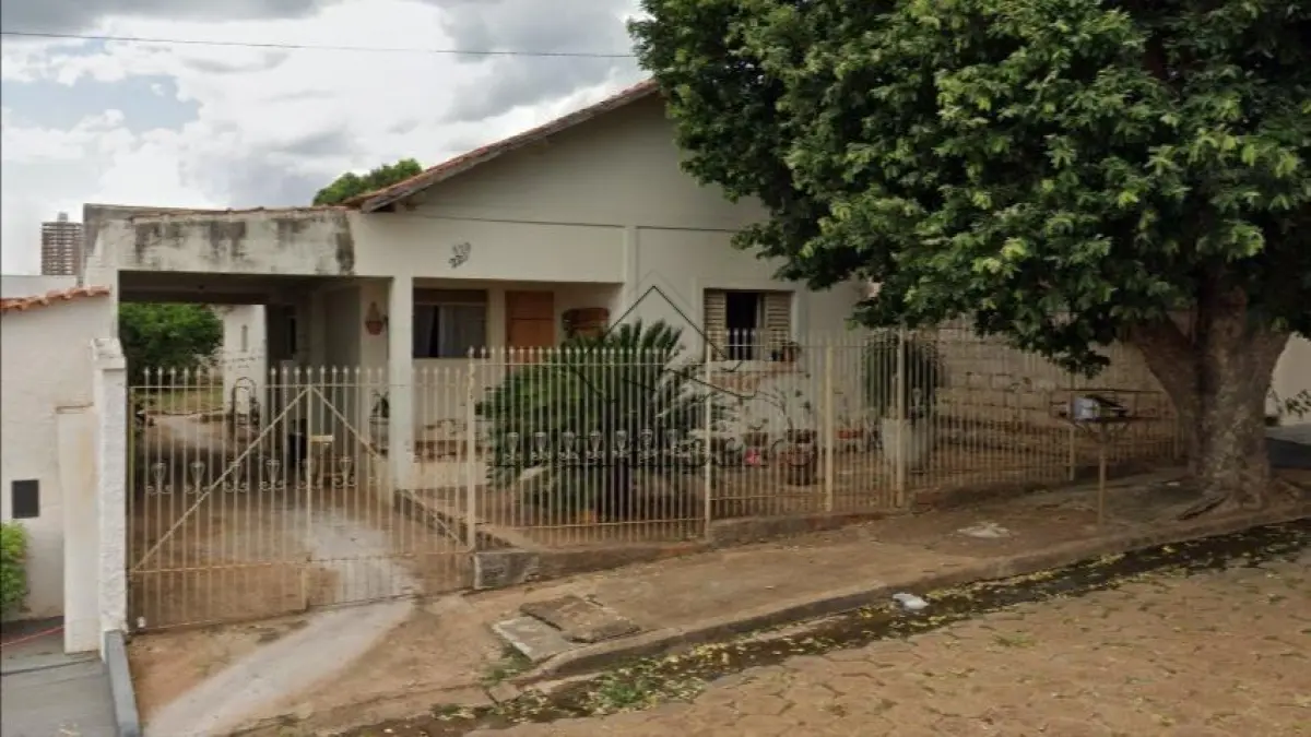 CASA EDIFICADA NO TERRENO N. 3, QUADRA 8, SITUADO NO LADO PAR DA RUA MARIA HELENA, PRESIDENTE VENCESLAU/SP, TERRENO COM 399M² E ÁREA CONSTRUÍDA COM 70M², SEGUNDO RGI AV-4.