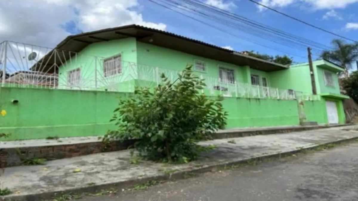 Imóvel - RUA CARMELINA S. DE LIMA 239, JAGUARIAÍVA/PR. COM ÁREA TOTAL DE 200,00 M² E ÁREA CONSTRUIDA DE 130,20 M².