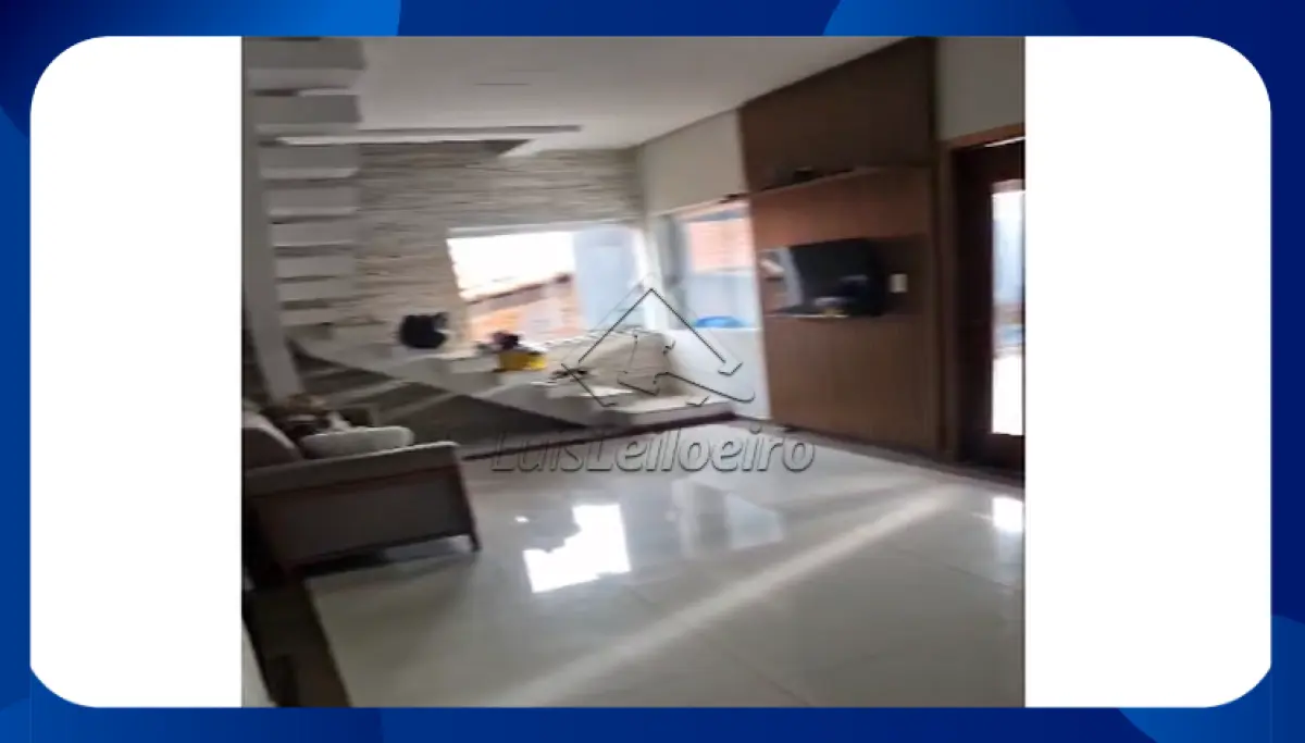 LOTE 001 - Imóvel Residencial 180m² - Lote 275m² - Três Corações/MG