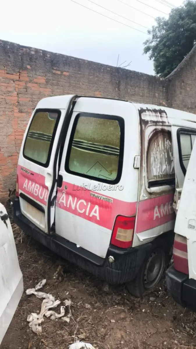 LOTE 027 - PEUGEOT/PARTNER GREENCAR AMBULANCIA 1.6/2019