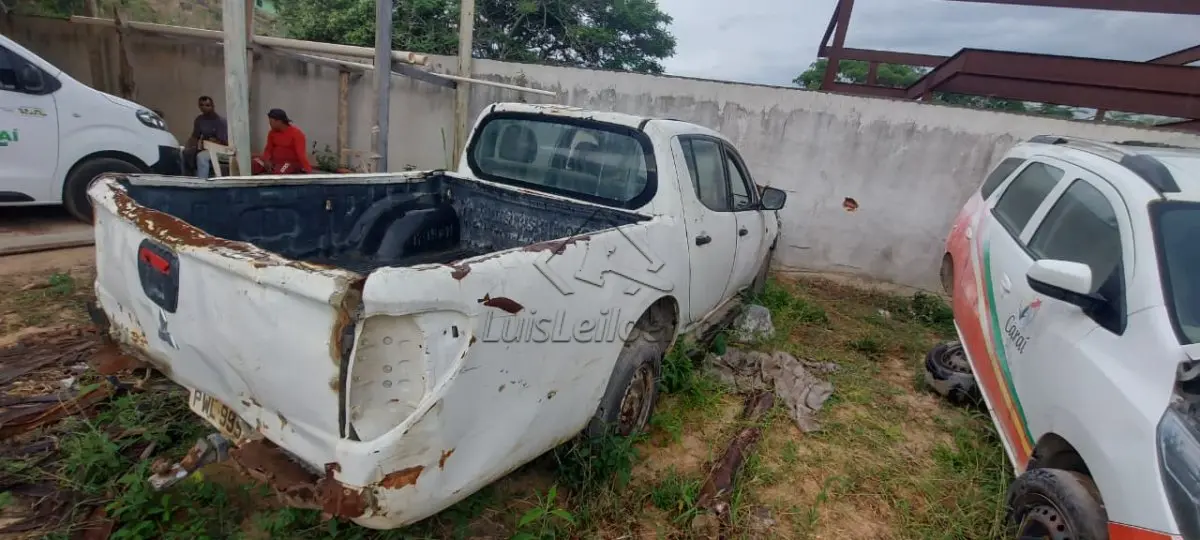 LOTE 008 - MMC/L200 TRITON 3.2 D/2013