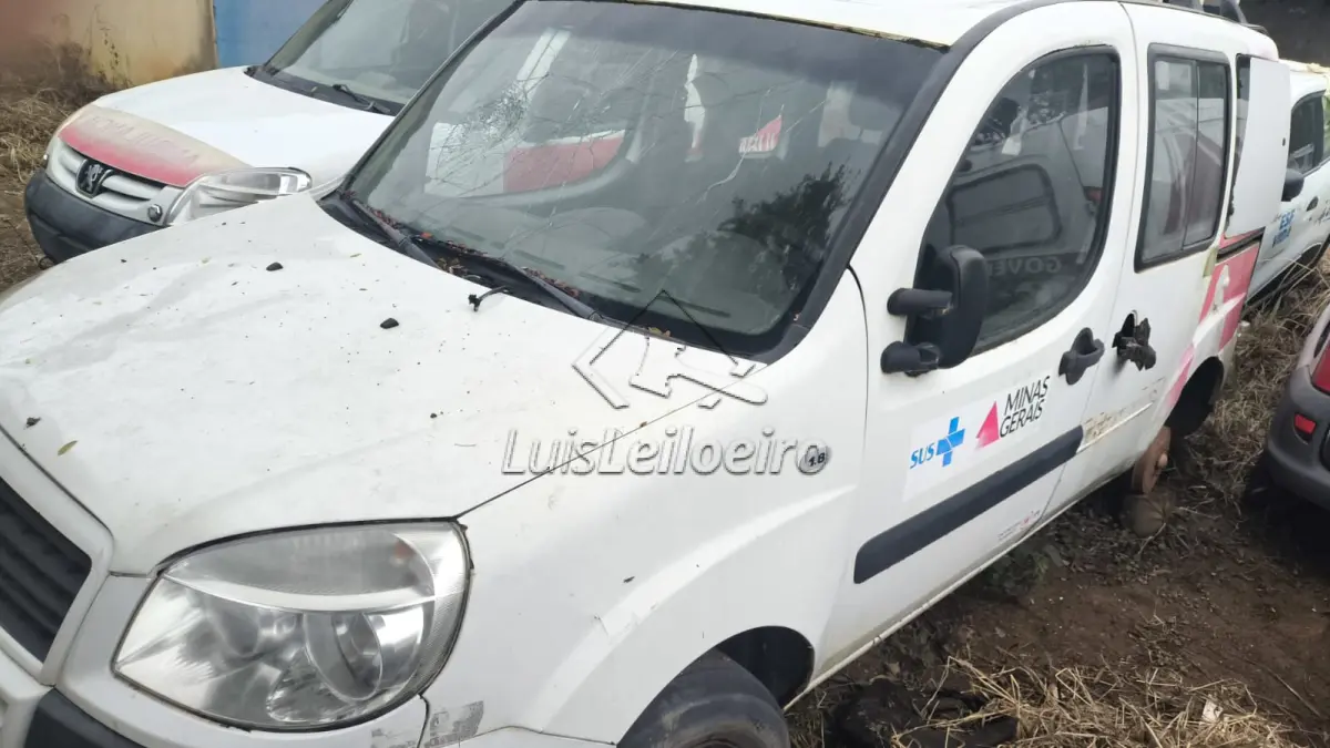 LOTE 019 - FIAT/DOBLO ESSENCE 1.8/07L/2016