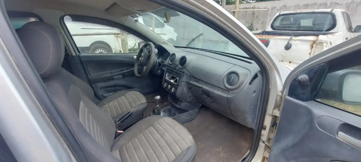 LOTE 013 - VW/NOVO VOYAGE 1.6 COMF/2013