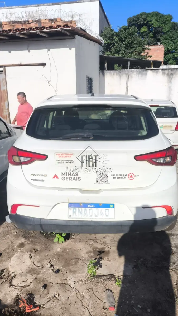 LOTE 032 - FIAT/ARGO 1.0 6V 5L