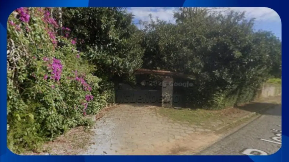 LOTE 004 - TERRENO COM BENFEITORIAS (Penhora de 6,25%) - Área correspondente a 6,25% de um terreno com benfeitorias, localizado na Rua José Janotti Primo, nº 800, Teresópolis/RJ, com área total de 6.826,81m².