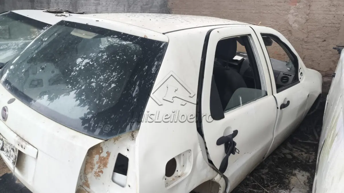 LOTE 014 - FIAT/PALIO FIRE 1.0/05L/2015