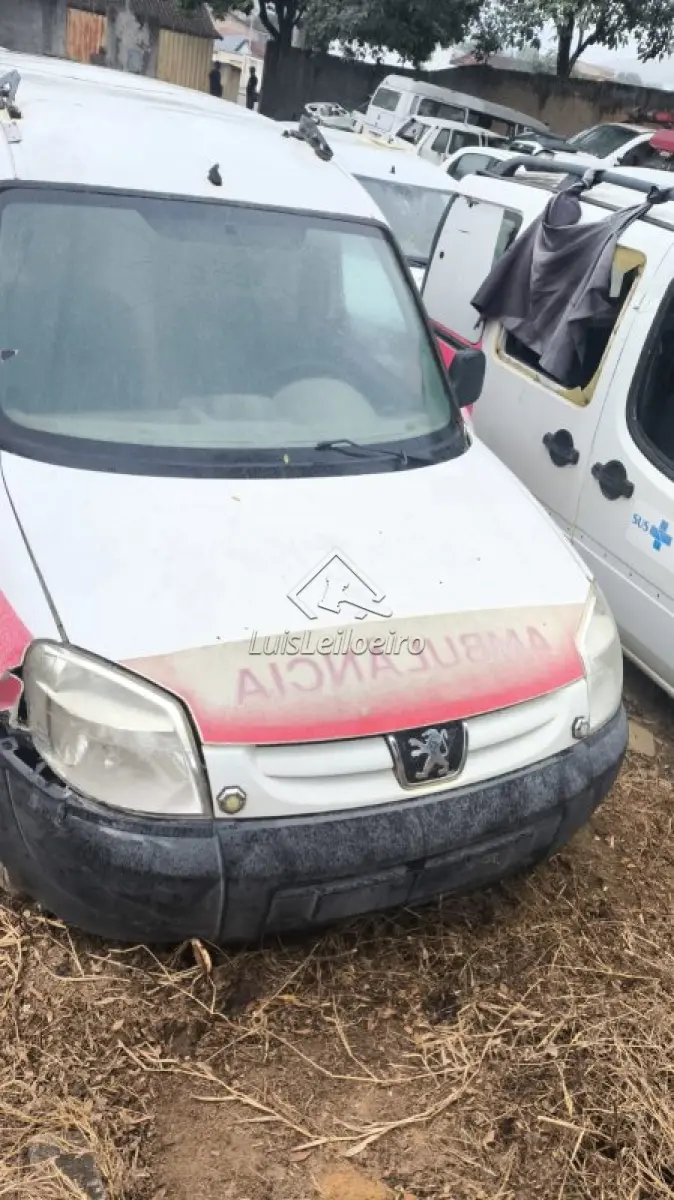 LOTE 028 - PEUGEOT/PARTNER GREENCAR AMBULANCIA 1.6/2018