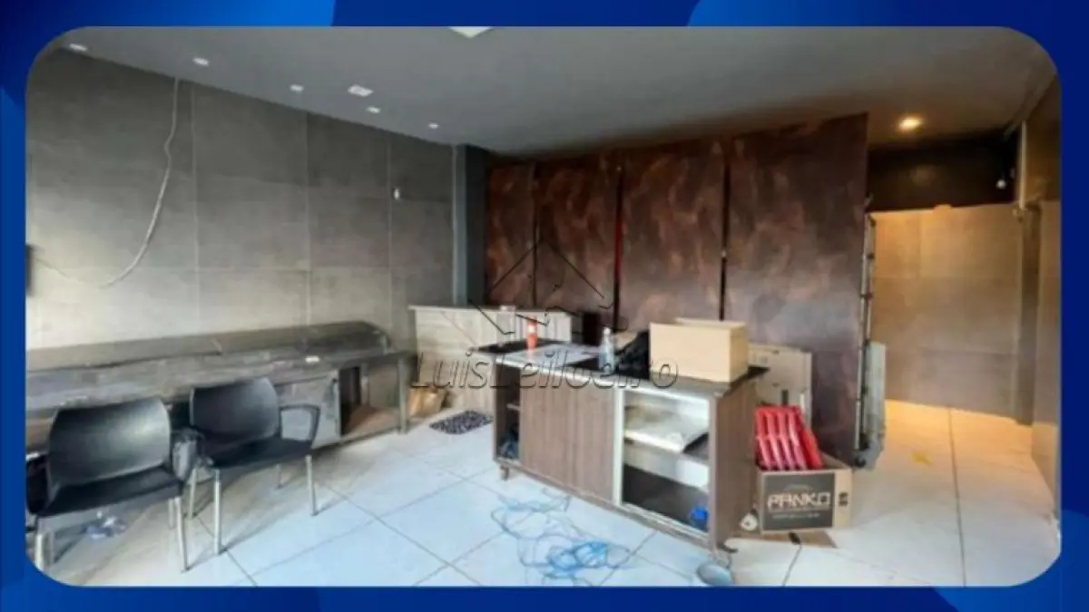 LOTE 057 - SALA COMERCIAL -  nº 1.104, Centro Comercial Wilson Vaz, situada na ACSE 11, conjunto nº 04, Lote nº 01-A, Plano Diretor Sul, em Palmas/TO. Dispõe de uma área privativa de 35,09m² e uma área de uso comum de 18,93m².
