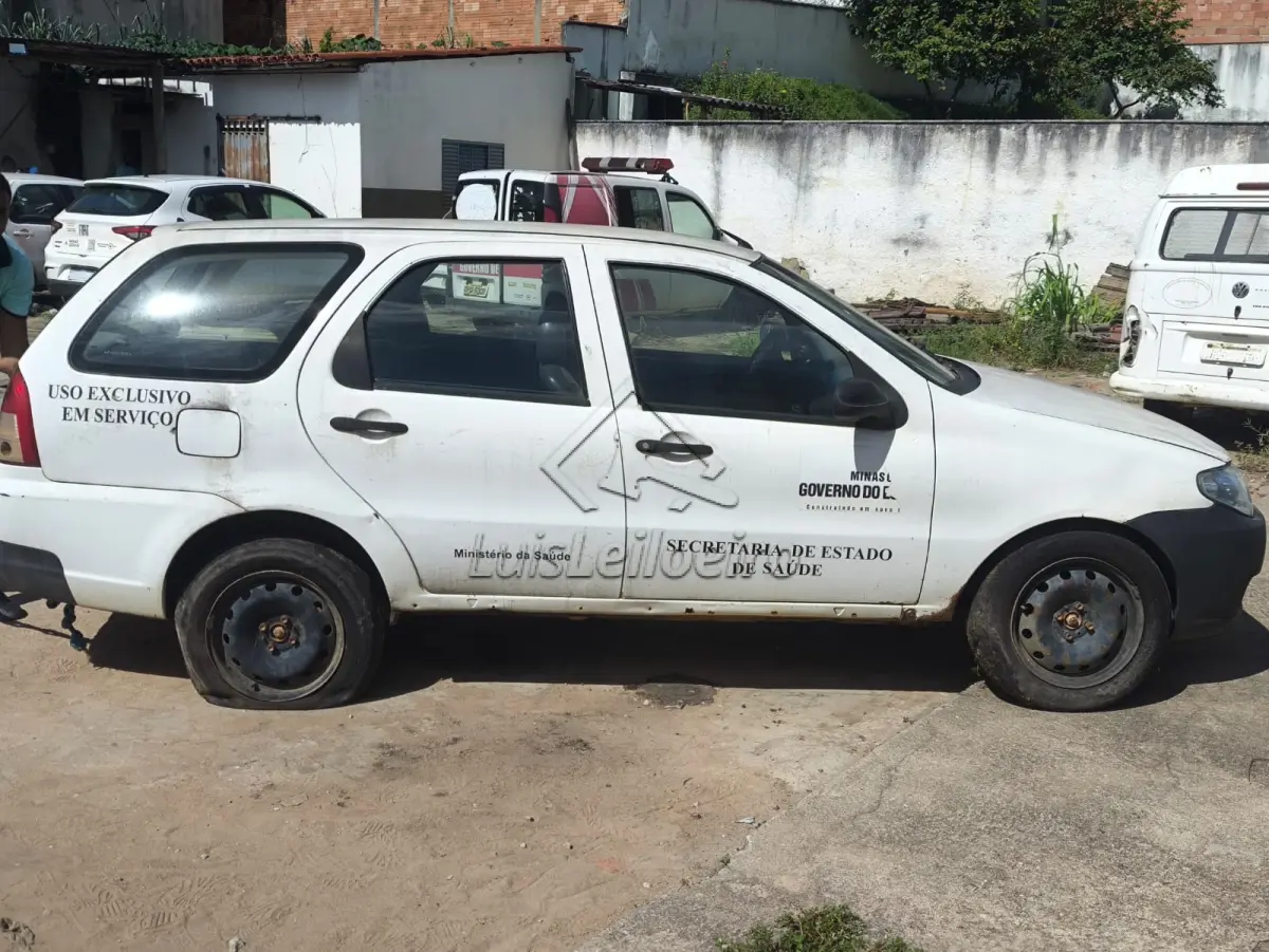 LOTE 013 - FIAT/PALIO WEEKEND ELX 1.4 FIRE 5L/2007