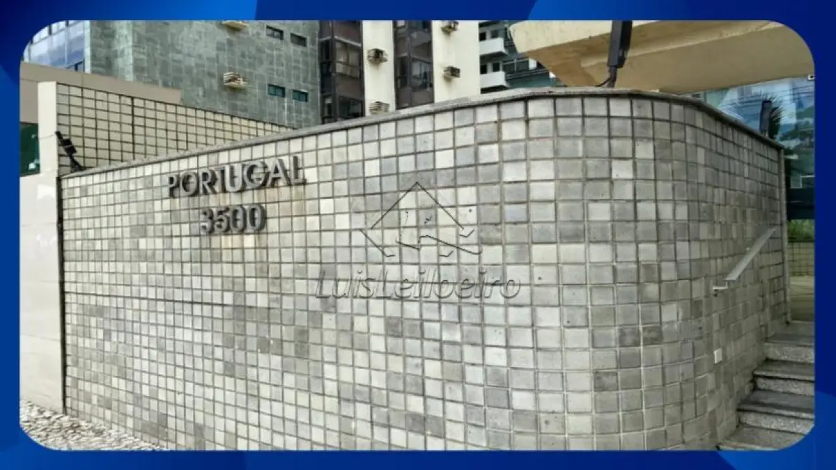 LOTE 001 - APARTAMENTO - Apartamento 802, Edifício Portugal, Avenida Boa Viagem, nº 3500, Boa Viagem, Recife/PE, com área útil de 203,15m² e 02 vagas de garagem.