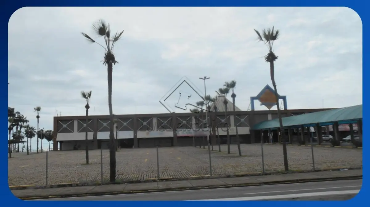 PRÉDIO COMERCIAL - Av. Senador Salgado Filho, 2233, Lagoa Nova, Natal/RN (Shopping Via Direta), Área construída de 14.287,00m² (Terreno: 35.638,00m²)