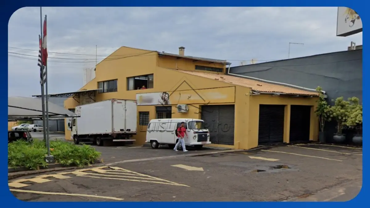 LOTE 020 - PRÉDIO COMERCIAL - Av. Castro Alves, 272, Centro, Marília/SP (prédio + estacionamento), Área construída de 284,80m² (Área total: 1.493,74m²)