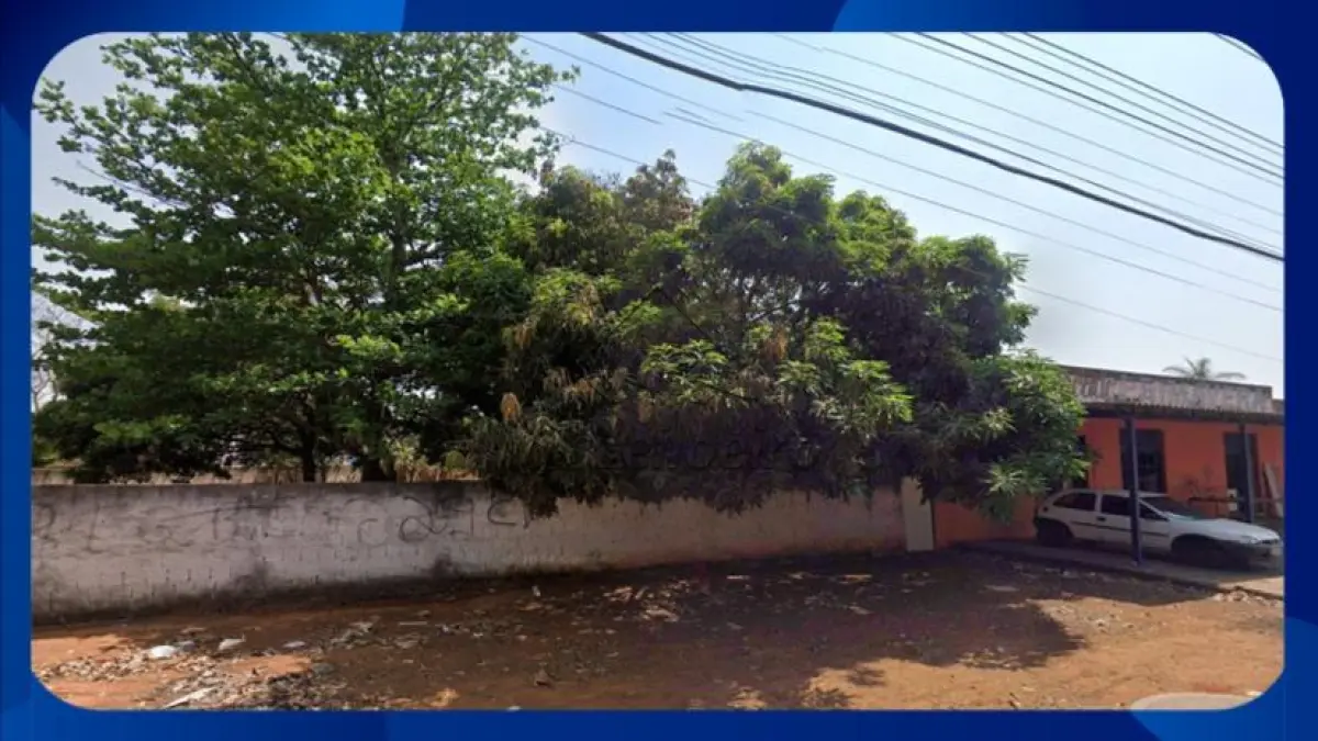 LOTE 012