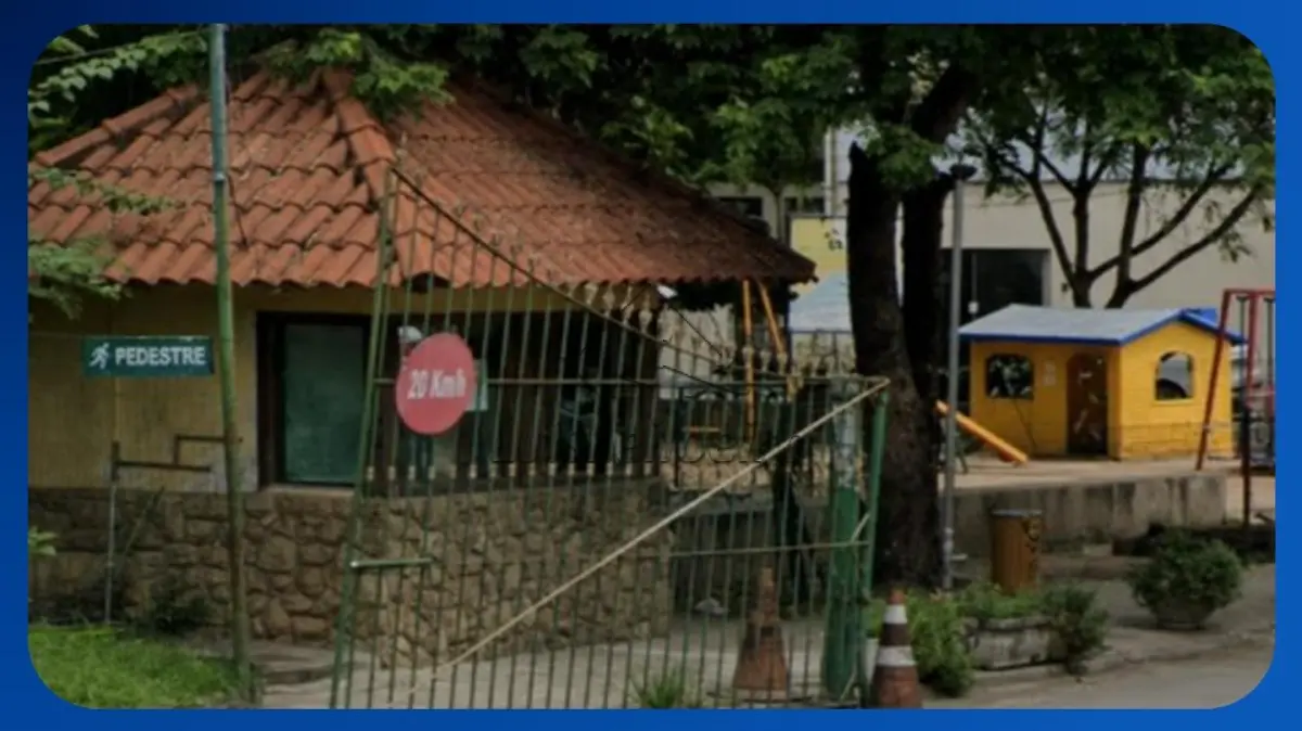 CASA - RUA ESCRAVA ISAURA, Nº 54, ANIL, JACAREPAGUÁ, RIO DE JANEIRO/RJ, COM...