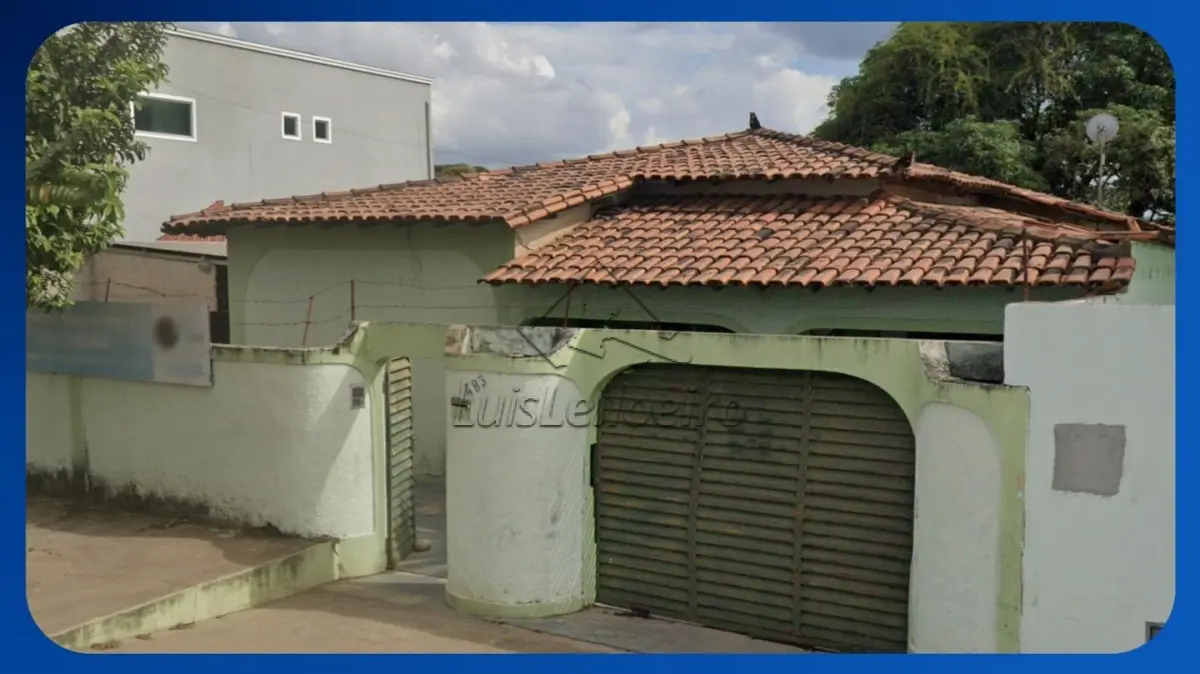 LOTE 045 - CASA - Lote 18, Quadra 40, Av. Francisco Antônio Mendonça Chaves, 493, Vapabuçu, Sete Lagoas/MG, penhora sobre 50% do bem, Área de 600,00m²