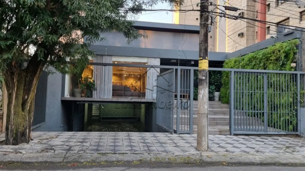 Imóvel situado à Rua Ludgero Dolabella N°777